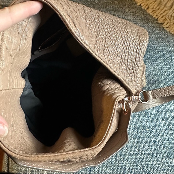 Pebbled Lambskin Darcy Hobo Tan Rose Gold Hardware - Picture 14 of 14